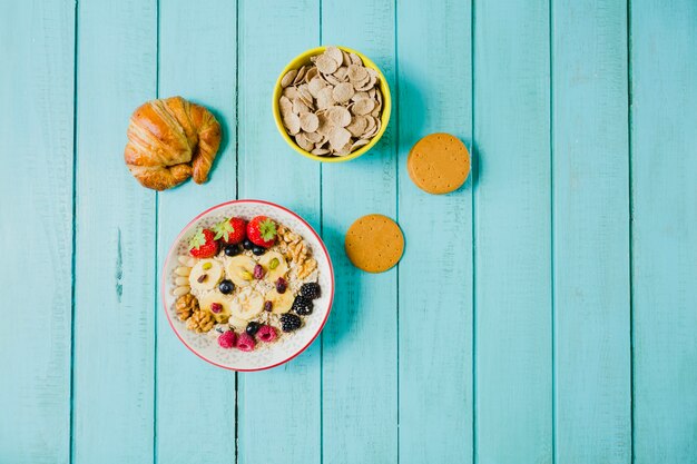 Exploring the Benefits of a Gluten-Free Diet with Crunchy Breakfast Options