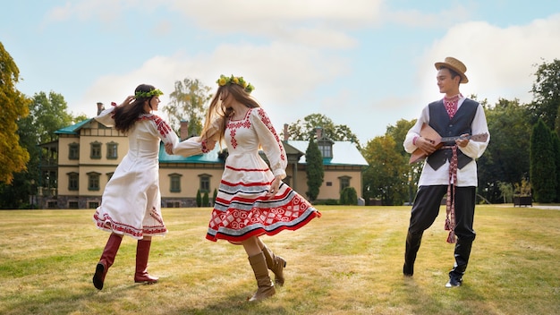 Discovering Polish Heritage Through Guided Experiences